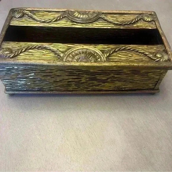 Vintage Brass Hollywood Regency Tissue Box - Picture 1 of 6